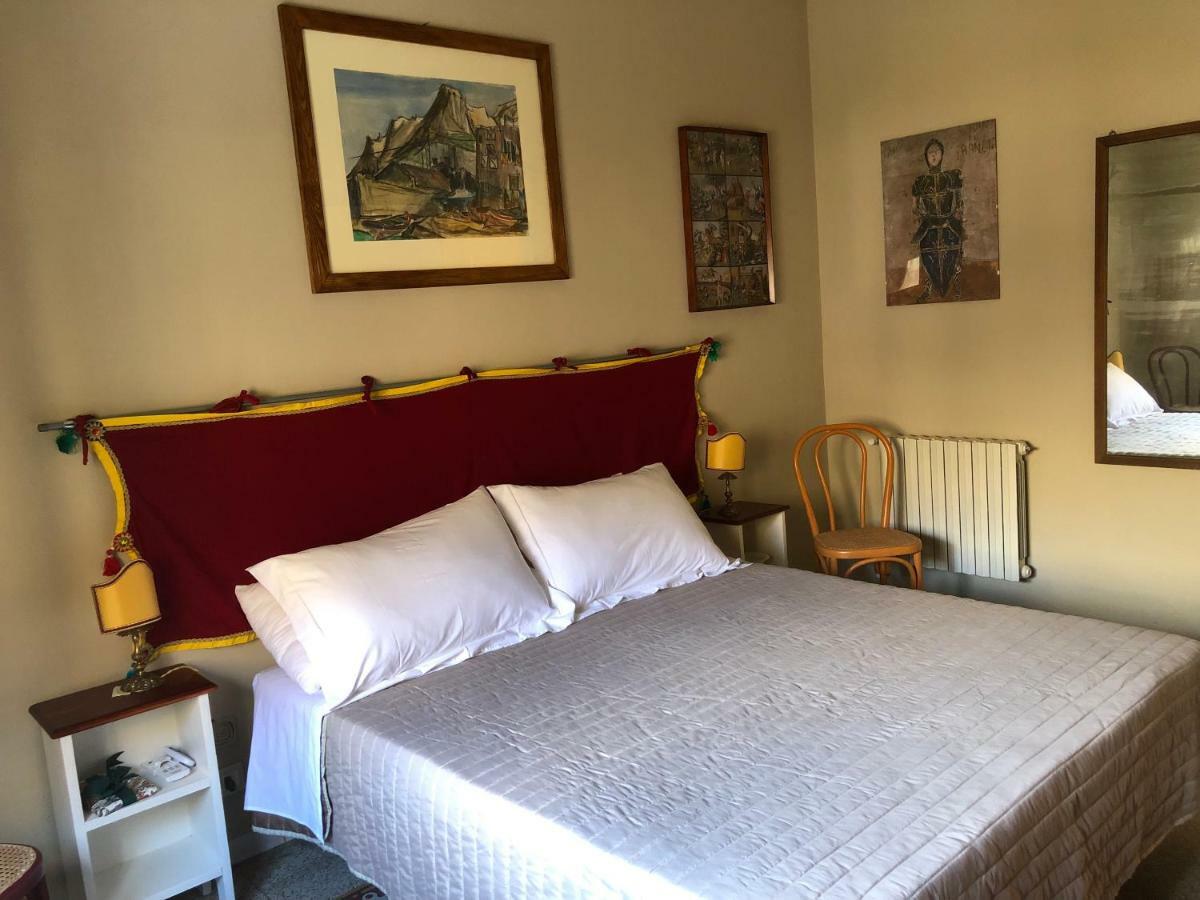 Al Teatro Biondo Guest House パレルモ エクステリア 写真